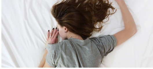 Ύπνος και τροφές που βοηθούν